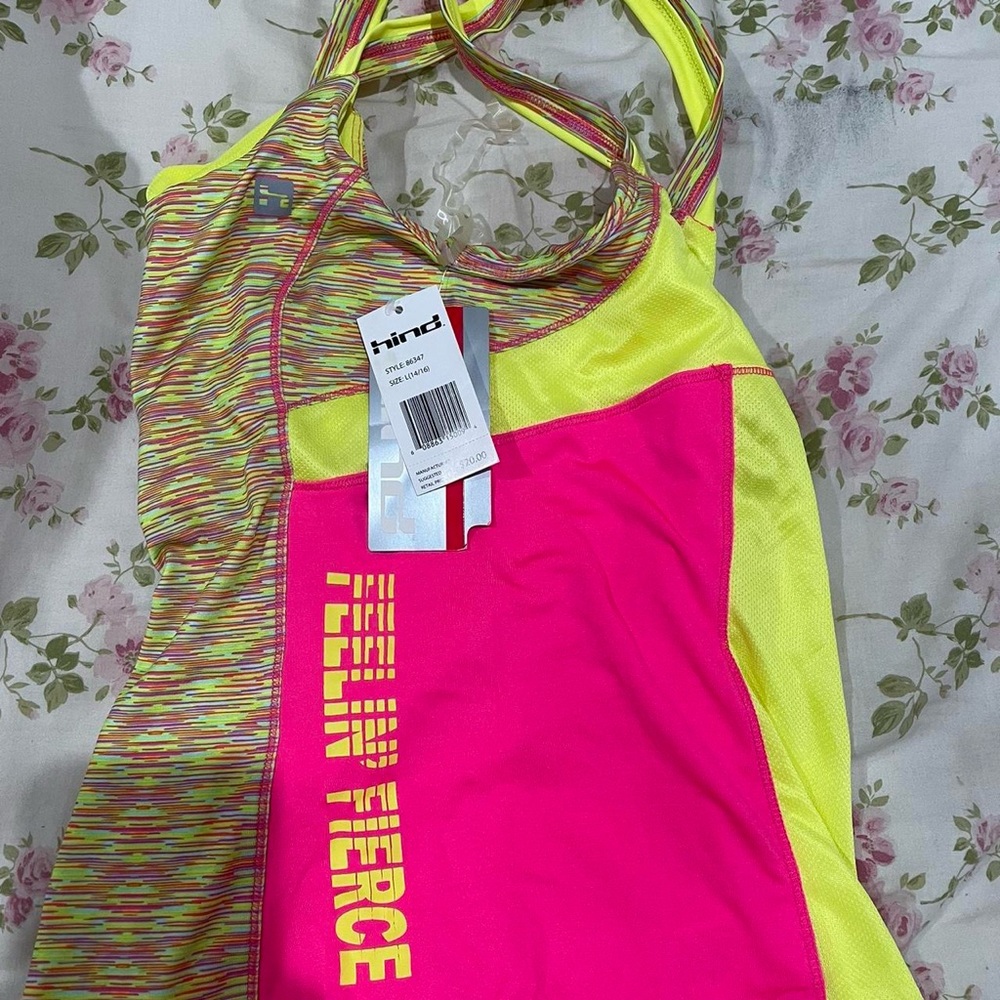 girls athletic wear